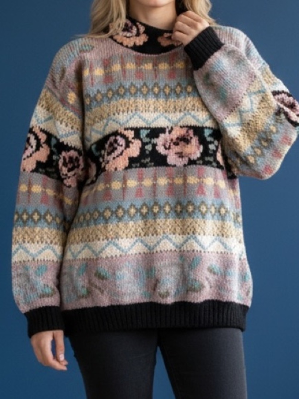 1980s VTG Northern Isles hand knit  Floral Pattern Mock Neck Sweater